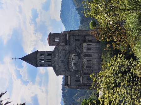 Eglise chateau Cournon